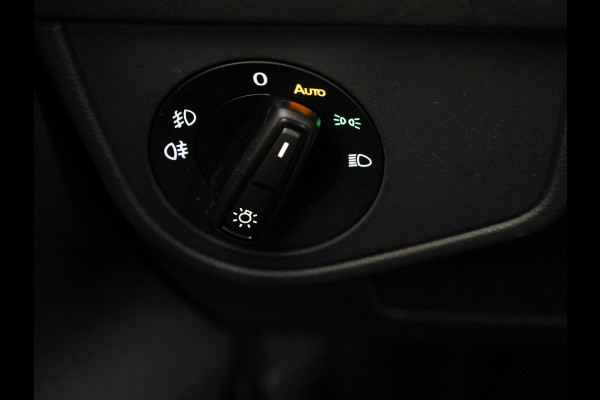 Volkswagen Polo 1.0 TSI Style | Navigatie via App | Parkeersensoren | Matrix LED koplampen | Adaptieve cruise control |