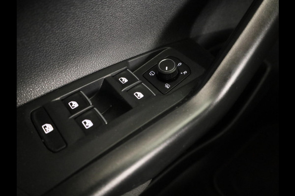 Volkswagen Taigo 1.0 TSI R-Line | DSG | Camera |Keyless | Navigatie | Carplay & Android Auto | Stoelverwarming |