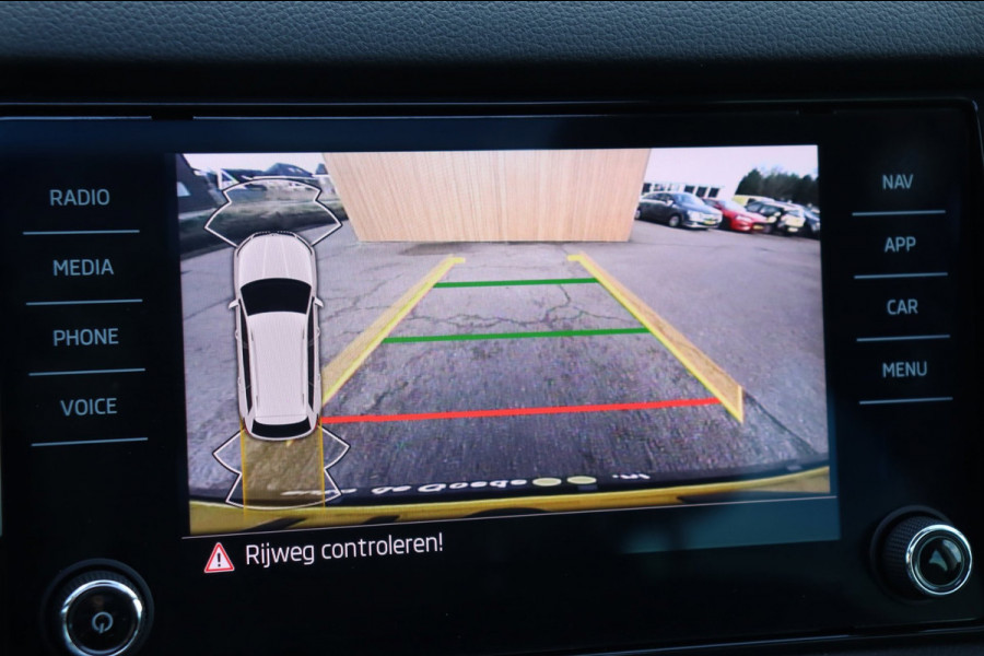 Škoda Kodiaq 1.5 TSI Bus. Ed. org.NL leer/alc+verw. stuurverw. schuifdak camera el.klep canton