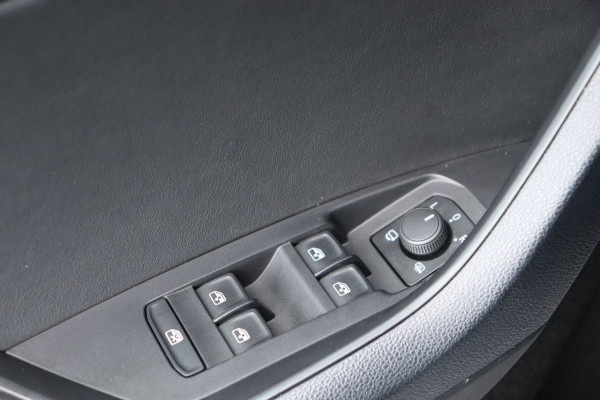 Škoda Kodiaq 1.5 TSI Bus. Ed. org.NL leer/alc+verw. stuurverw. schuifdak camera el.klep canton