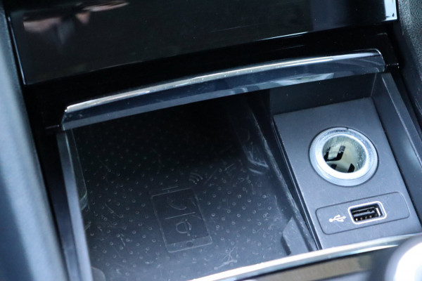 Škoda Kodiaq 1.5 TSI Bus. Ed. 7peroons org.NL trekhaak digitaal-dashboard camera stoelverw