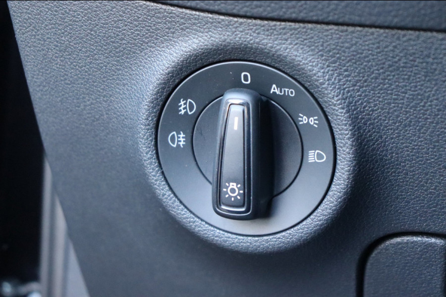 Škoda Kodiaq 1.5 TSI Bus. Ed. 7peroons org.NL trekhaak digitaal-dashboard camera stoelverw