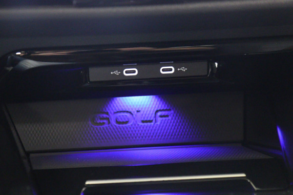 Volkswagen Golf 1.4 eHybrid GTE /PANO/NARDO/IQLIGHT/CARPLAY/ACC/VOL