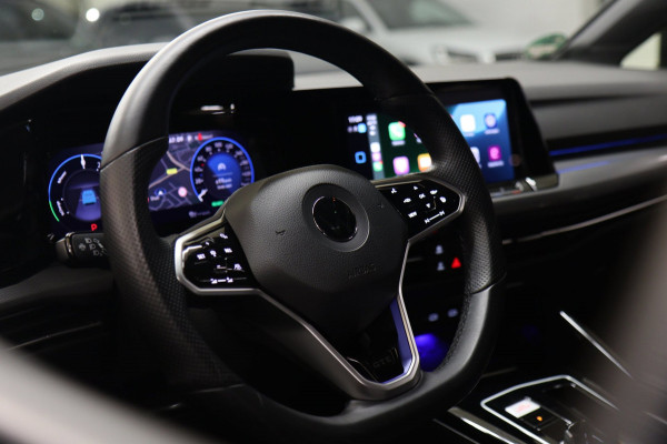 Volkswagen Golf 1.4 eHybrid GTE /PANO/NARDO/IQLIGHT/CARPLAY/ACC/VOL