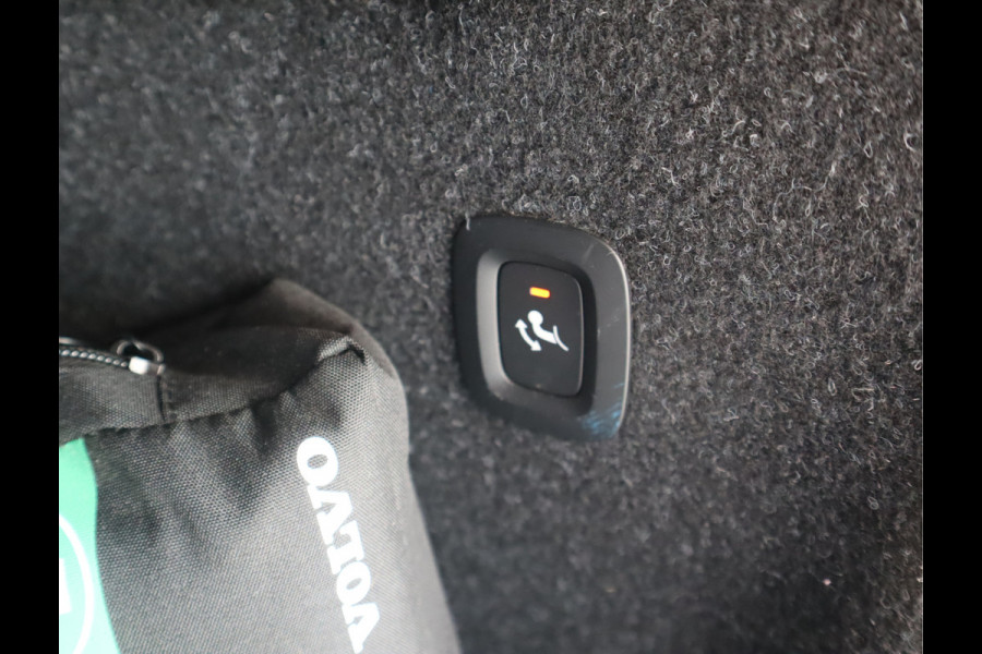 Volvo XC40 Recharge P8 AWD R-Design Navi / Trekh / Elekramen / Camera / SOH 91,68