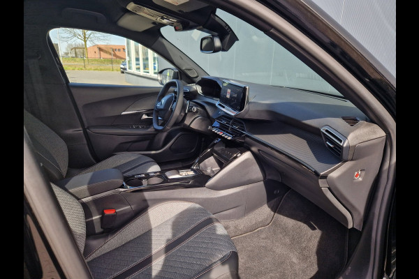 Peugeot 2008 1.2 EAT8 130PK Allure /1e eig. /Adap. Cruis /Stoelverw /v+a camera