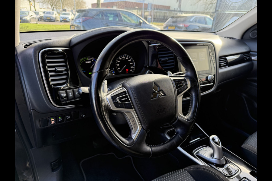 Mitsubishi Outlander BWJ 2021 | 2.4 225PK PHEV Pure | CLIMA | NAVI | STOELVERW | LEDER | CAMERA A | CARPLAY |