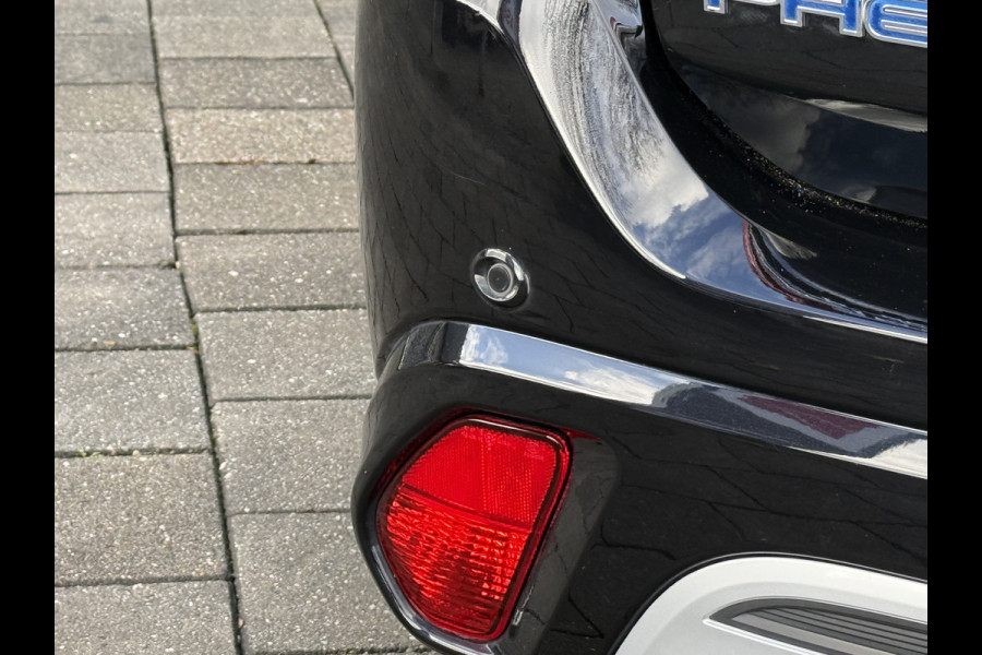 Mitsubishi Outlander BWJ 2021 | 2.4 225PK PHEV Pure | CLIMA | NAVI | STOELVERW | LEDER | CAMERA A | CARPLAY |