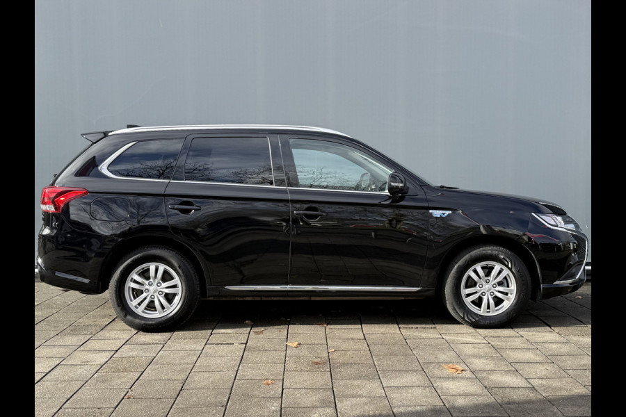 Mitsubishi Outlander BWJ 2021 | 2.4 225PK PHEV Pure | CLIMA | NAVI | STOELVERW | LEDER | CAMERA A | CARPLAY |