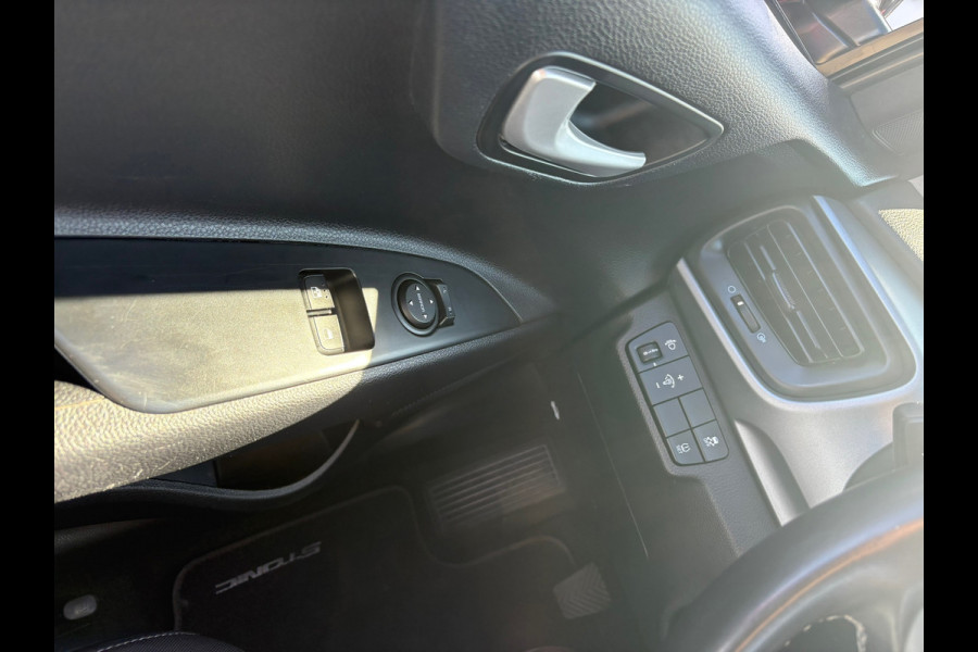 Kia Stonic 1.0 T-GDi DynamicLine (BOVAG/RIJKLAARPRIJS)