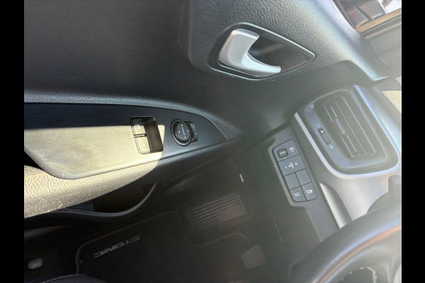 Kia Stonic 1.0 T-GDi DynamicLine (BOVAG/RIJKLAARPRIJS)