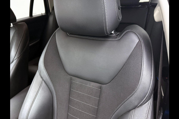 BMW 3 Serie Touring 330e High Executive Black Line | Sport Line | TREKHAAK | CARPLAY