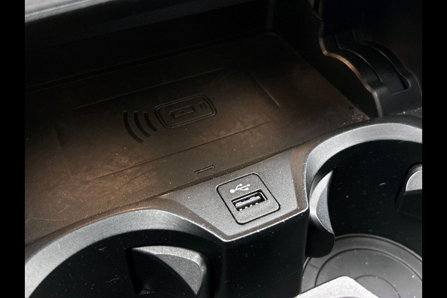 BMW 3 Serie Touring 330e High Executive Black Line | Sport Line | TREKHAAK | CARPLAY