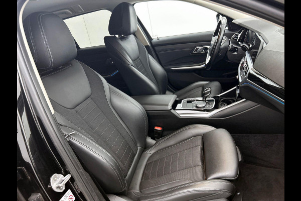 BMW 3 Serie Touring 330e High Executive Black Line | Sport Line | TREKHAAK | CARPLAY
