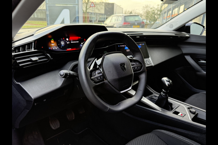 Peugeot 308 SW BWJ 2022 | 1.5HDi 131PK Pack Bus NL AUTO | CLIMA | NAVI | VOORRUIT VERW. | CARPLAY | LICHTMETAAL | PDC |