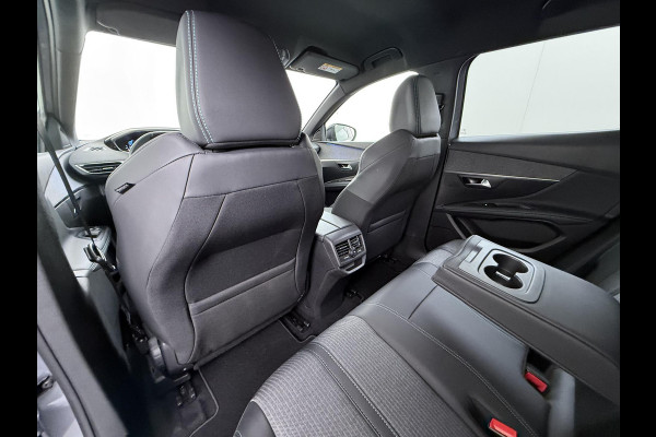 Peugeot 3008 1.6 HYbrid 225 Active Pack Business VAN €26.900,- NU VOOR SLECHTS €23.877,- Uw LENTEVOORDEEL €3.023,- |PHEV| RIJKLAAR!| DODE HOEK SENSOR| ACHTERUITRIJCAMERA| STANDKACHEL| INCL. 12 MND BOVAG GARANTIE|
