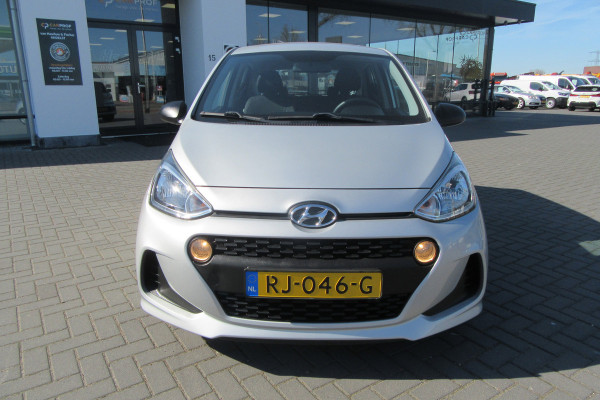 Hyundai i10 1.0i i-Motion, Airco, 4 Seizoenenbanden