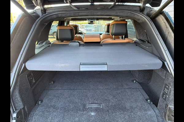 Land Rover Range Rover P400e Autobiography Panoramadak Luchtvering Head-up display Lederen bekleding Drive Pro Pack 360 camera Stoel ventilatie