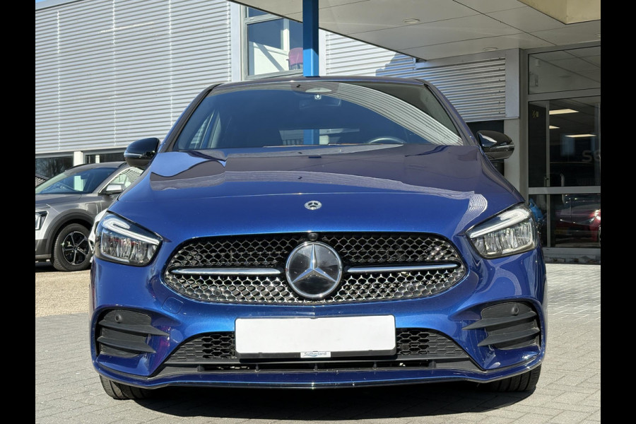 Mercedes-Benz B-Klasse 250 e Star Edition AMG Line | PHEV | Stoelverwarming | Camera | Sportstoelen | Climate control | BTW verrekenbaar