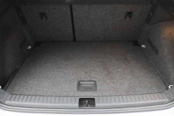 Seat Arona 1.0 TSI Style Business Intense Camera, Keyless, Apple Carplay, Trekhaak, ACC