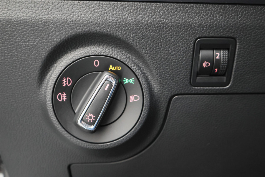 Seat Arona 1.0 TSI Style Business Intense Camera, Keyless, Apple Carplay, Trekhaak, ACC