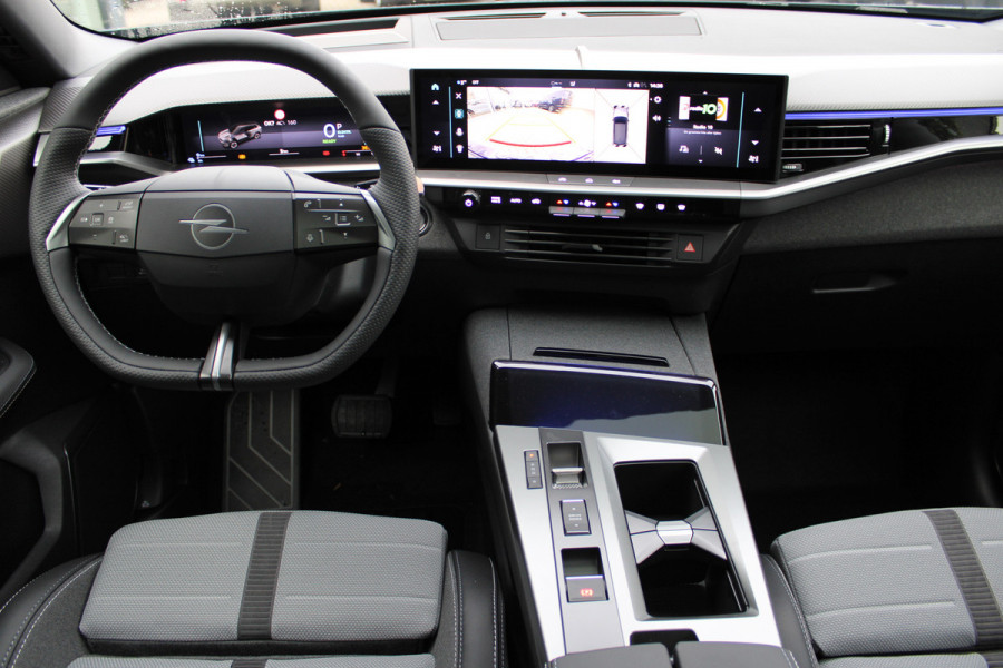 Opel Grandland 1.6 Turbo Plug-in-Hybrid Ultimate | Panoramadak | Trekhaak | Head-Up | FOCAL