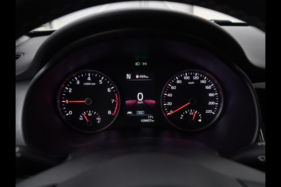 Kia Stonic 1.0 T-GDi MHEV DynamicPlusLine | Adaptive cruise | Carplay | Camera | Keyless | Climate control | DAB | Navigatie | Bluetooth | Parkeerhulp