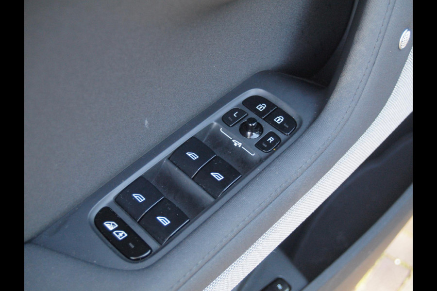 Polestar 2 Long Range Dual Motor Launch Edition 78kWh | Camera | Harman Kardon | Apple Carplay | Cruise Control |