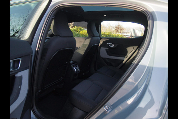 Polestar 2 Long Range Dual Motor Launch Edition 78kWh | Camera | Harman Kardon | Apple Carplay | Cruise Control |