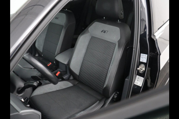 Volkswagen T-Cross 1.0 TSI Style Business R | Stoelverwarming | Camera | Adaptive cruise | Virtual Cockpit | Climate control | Full LED | Navigatie | DAB | Parkeerhulp