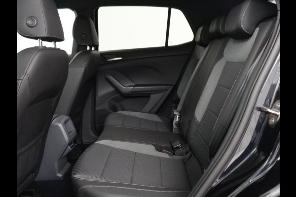 Volkswagen T-Cross 1.0 TSI Style Business R | Stoelverwarming | Camera | Adaptive cruise | Virtual Cockpit | Climate control | Full LED | Navigatie | DAB | Parkeerhulp