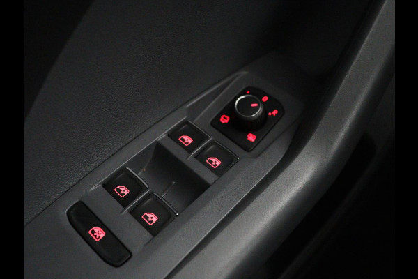 Volkswagen T-Cross 1.0 TSI Style Business R | Stoelverwarming | Camera | Adaptive cruise | Virtual Cockpit | Climate control | Full LED | Navigatie | DAB | Parkeerhulp