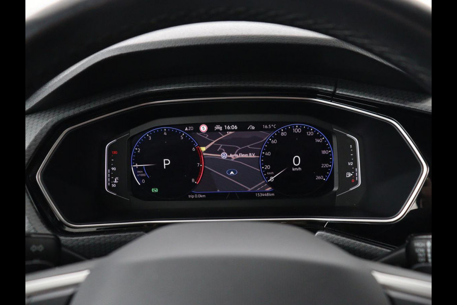 Volkswagen T-Cross 1.0 TSI Style Business R | Stoelverwarming | Camera | Adaptive cruise | Virtual Cockpit | Climate control | Full LED | Navigatie | DAB | Parkeerhulp