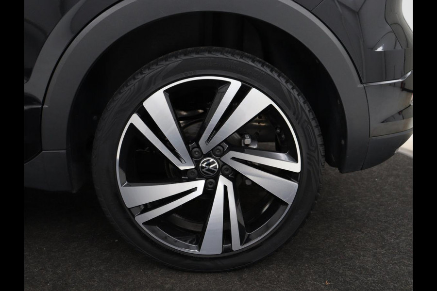 Volkswagen T-Cross 1.0 TSI Style Business R | Stoelverwarming | Camera | Adaptive cruise | Virtual Cockpit | Climate control | Full LED | Navigatie | DAB | Parkeerhulp