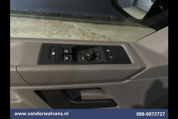 Volkswagen Transporter 2.0 TDI R line L2H1 Euro6 Airco | Camera | LM Velgen | Leder | Imperiaal | Apple Carplay Android Auto, Sidebars, Bijrijdersbank