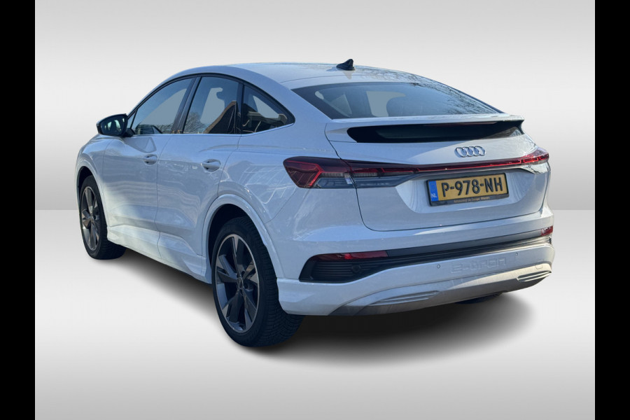 Audi Q4 Sportback e-tron 40 Launch edition Advanced 77 kWh / SOH 93,8% / CarPlay / Matrix LED / Sportstoelen / Sonos Audio / Virtual Cockpit / Parkeerhulp V+A / Intr.voorverwarming / Stoelverwarming / DAB / Cruise Control