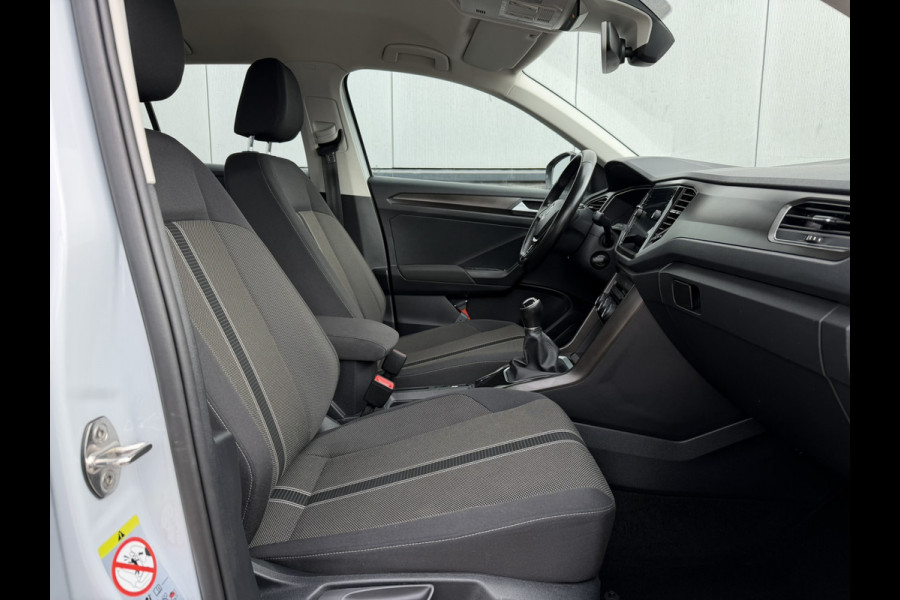 Volkswagen T-Roc 1.0 TSI Style Business | Adaptive Cruise | Climate | Carplay | DAB | Navi