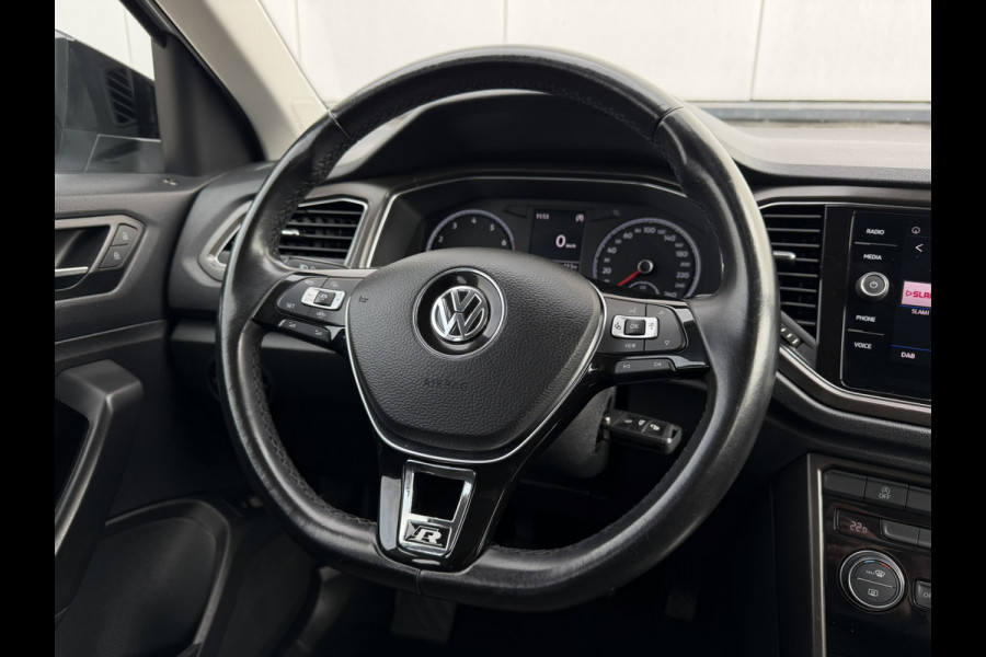 Volkswagen T-Roc 1.0 TSI Style Business | Adaptive Cruise | Climate | Carplay | DAB | Navi