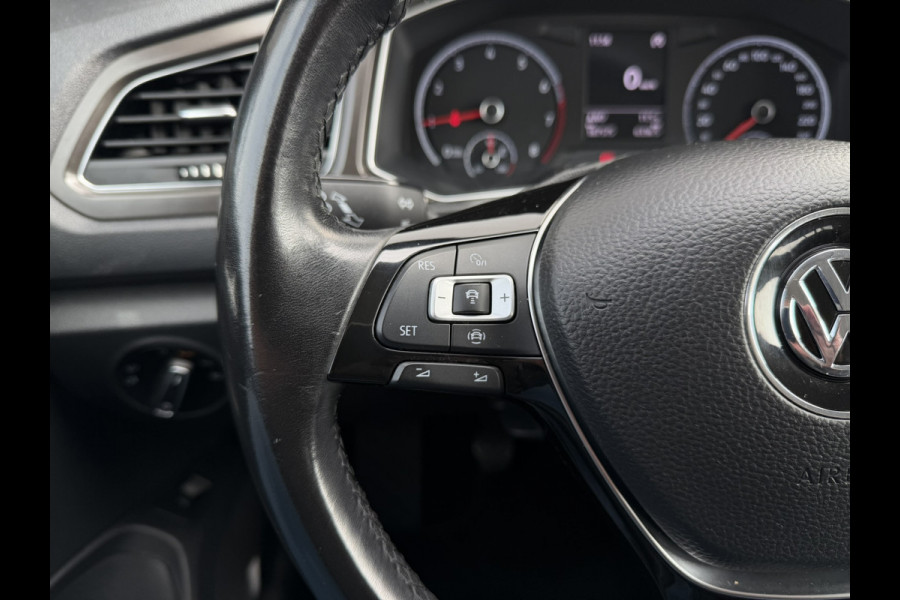 Volkswagen T-Roc 1.0 TSI Style Business | Adaptive Cruise | Climate | Carplay | DAB | Navi