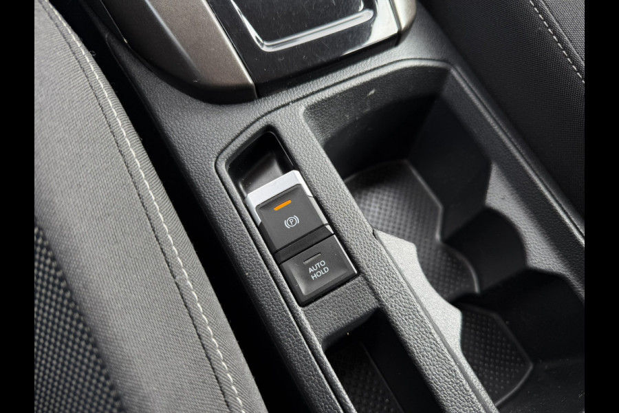 Volkswagen T-Roc 1.0 TSI Style Business | Adaptive Cruise | Climate | Carplay | DAB | Navi