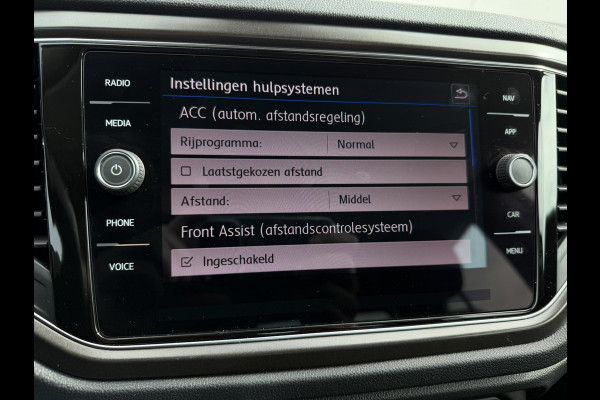 Volkswagen T-Roc 1.0 TSI Style Business | Adaptive Cruise | Climate | Carplay | DAB | Navi