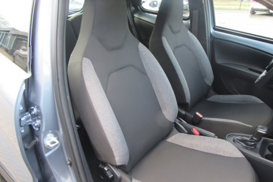 Toyota Aygo X 1.0 VVT-i S-CVT Play Automaat