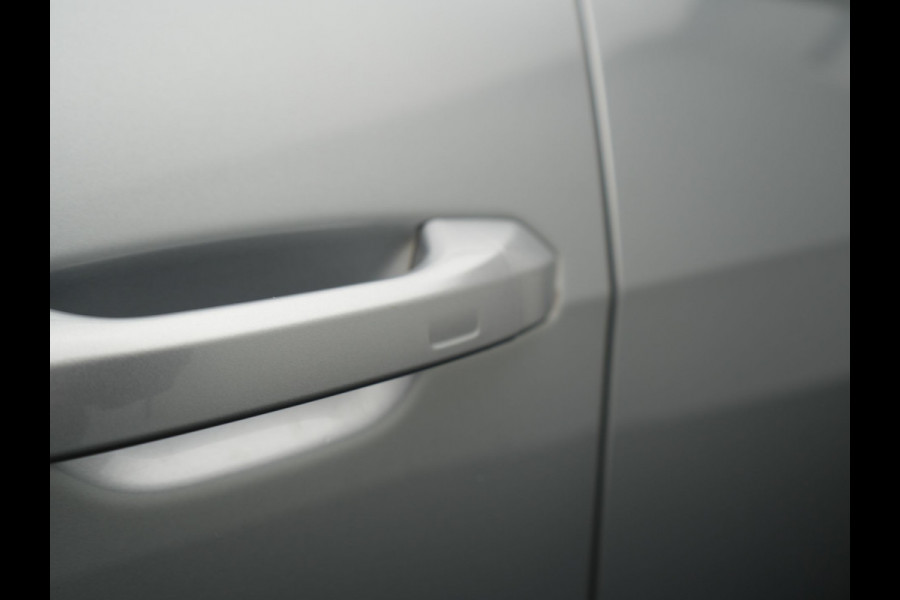 Audi A6 Avant 55 TFSI e quattro S Competition PHEV 367pk Dealer O.H. | 2x S-Line | Trekhaak Af Fabriek | Panodak | 360 Camera | Bang & Olufsen | Adaptive Cruise | Sportstoelen Memory & Verwarmd | Apple Carplay | Keyless | Stuur Verwarmd | Virtual | Navigatie | Plug In Hybrid