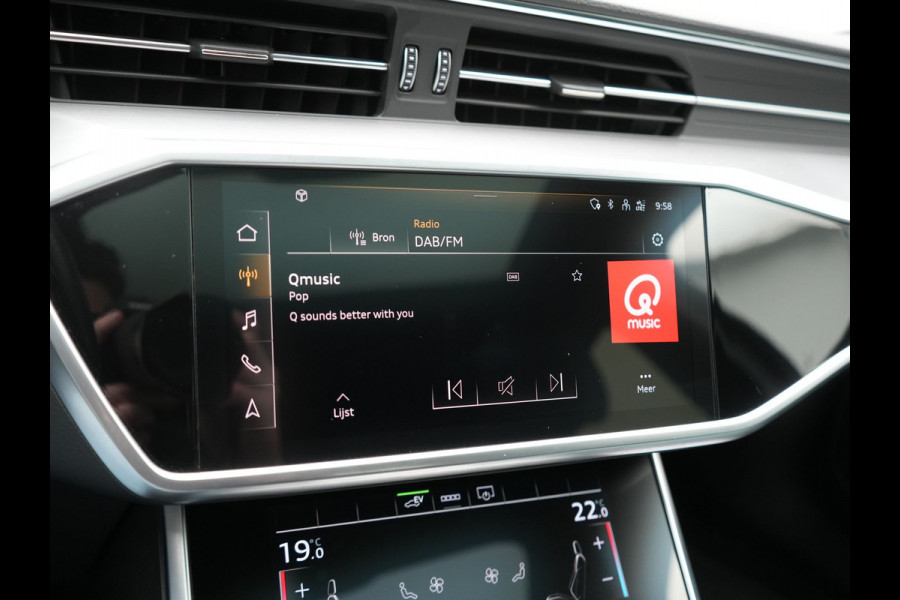 Audi A6 Avant 55 TFSI e quattro S Competition PHEV 367pk Dealer O.H. | 2x S-Line | Trekhaak Af Fabriek | Panodak | 360 Camera | Bang & Olufsen | Adaptive Cruise | Sportstoelen Memory & Verwarmd | Apple Carplay | Keyless | Stuur Verwarmd | Virtual | Navigatie | Plug In Hybrid