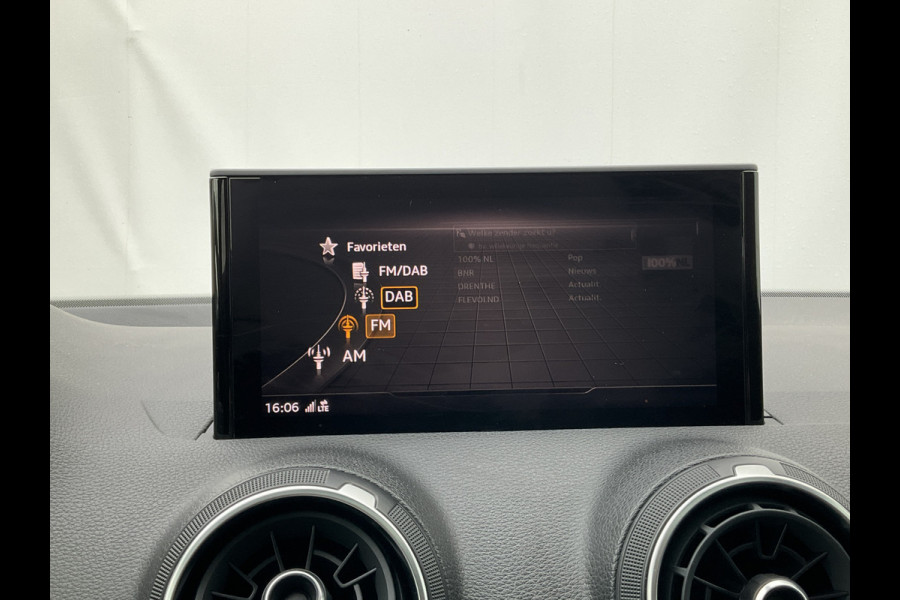 Audi Q2 1.6 TDI Sport Pro Line Pano.dak Leer Virtual DAB Trekhaak
