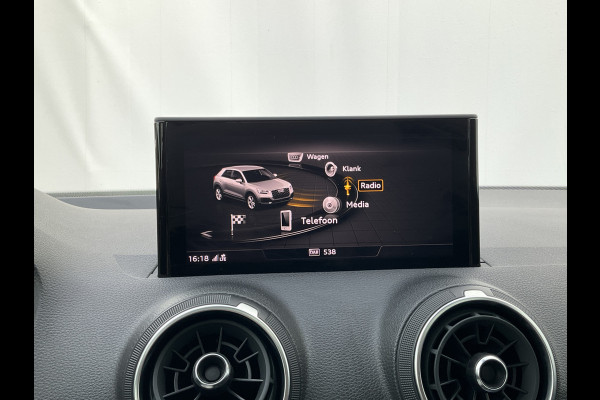 Audi Q2 1.6 TDI Sport Pro Line Pano.dak Leer Virtual DAB Trekhaak