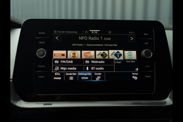 Volkswagen T-Cross 1.0 TSI Life Edition | Keyless | Camera | Stoelverw. | Prijs Rijklaar!!