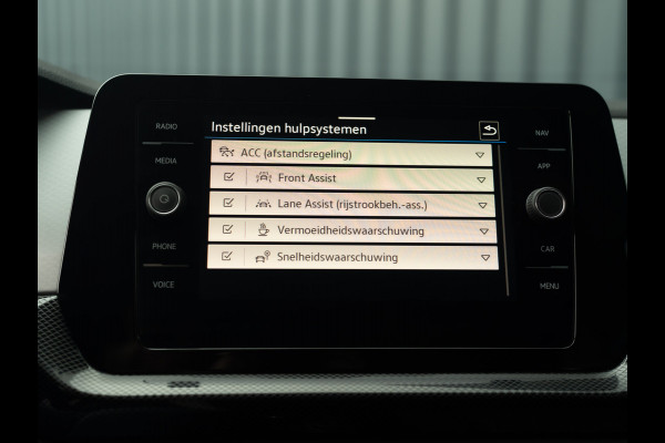 Volkswagen T-Cross 1.0 TSI Life Edition | Keyless | Camera | Stoelverw. | Prijs Rijklaar!!