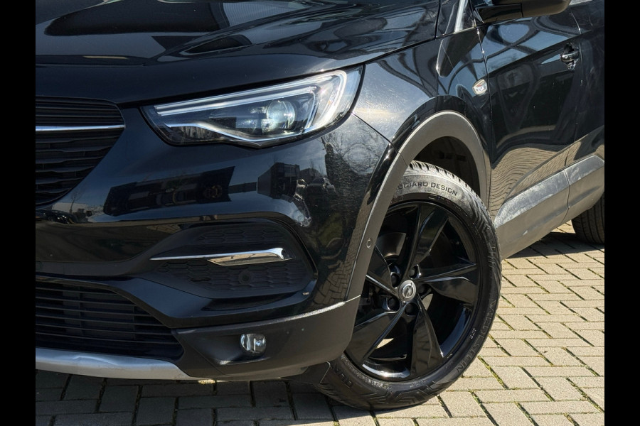 Opel Grandland X 1.2 Turbo PANO / CARPLAY / CAMERA / AUTOMAAT / STUURVERWARMING / WINTERPAKKET /