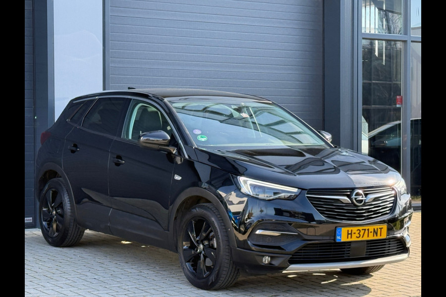Opel Grandland X 1.2 Turbo PANO / CARPLAY / CAMERA / AUTOMAAT / STUURVERWARMING / WINTERPAKKET /